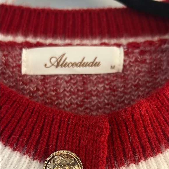 Red and White Women's Sweater - Picture 4 of 8